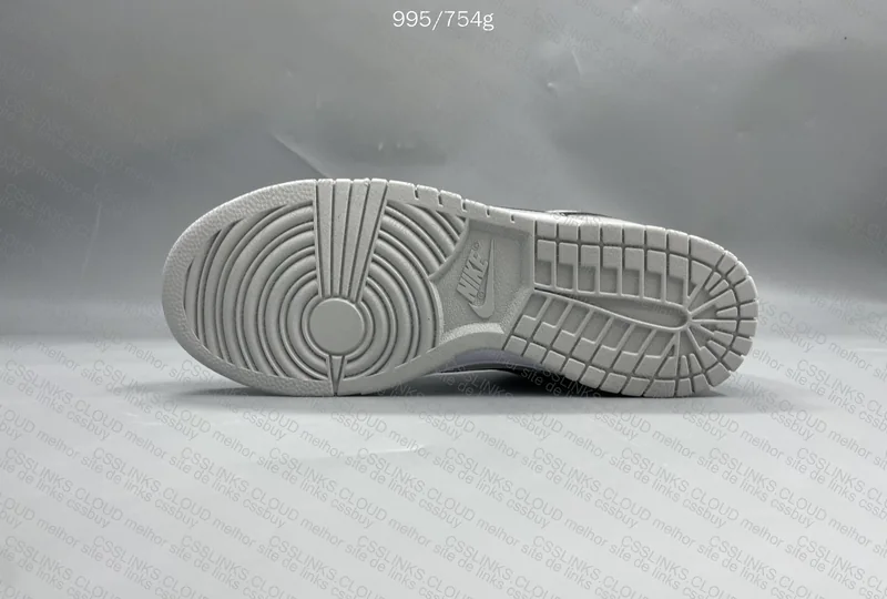 Dunk Lottery Grey VT 99,90Y 5