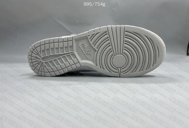Dunk Lottery Grey VT 99,90Y 9