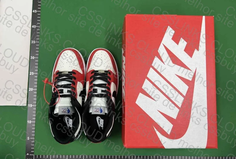 Dunk Low 75th Chicago 3