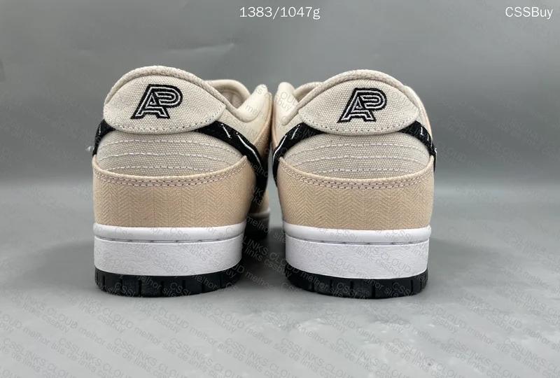 Dunk Low Albino and Black, GL or RL? 3