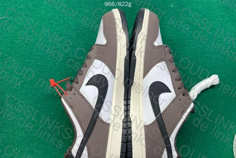 Dunk Low Baroque Brown 2