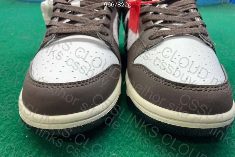 Dunk Low Baroque Brown 4