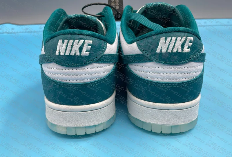 Dunk low blind box 3