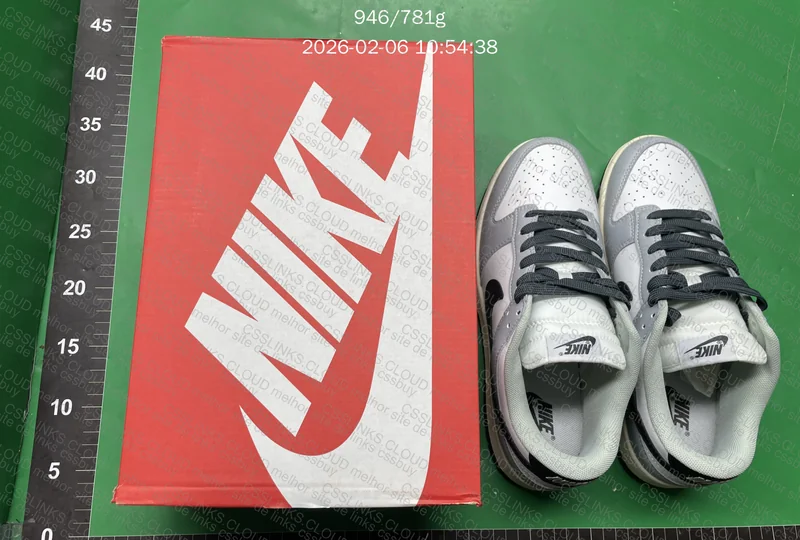 DUNK LOW BLIND BOX (COR ALEATÓRIA)