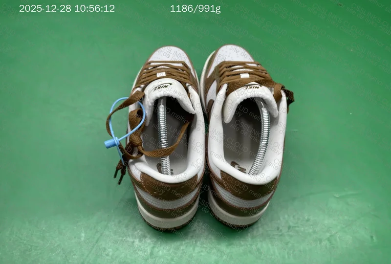 Dunk Low Brown Ostrich 3