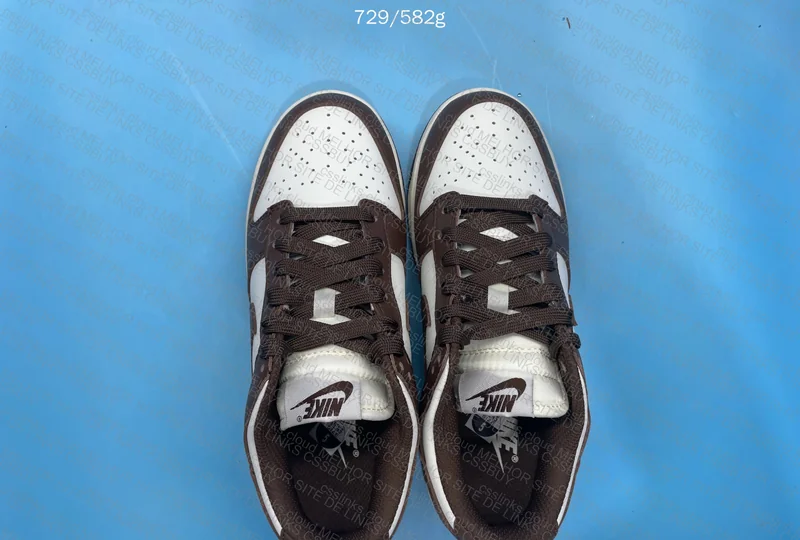Dunk Low Cacao 3