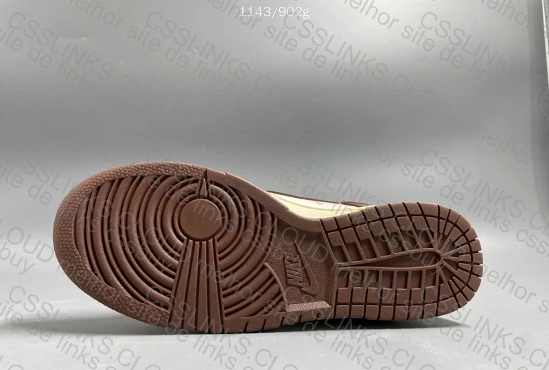 Dunk Low Cacao OVO 7