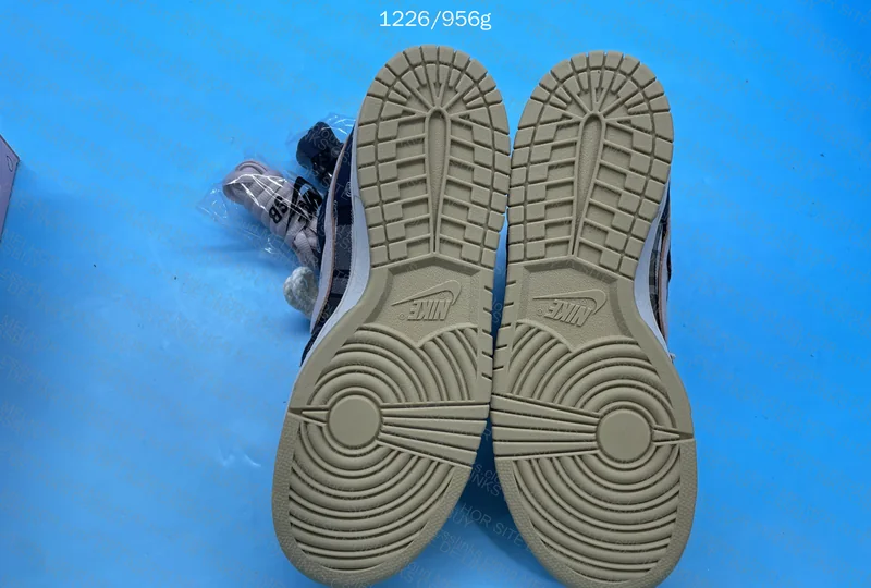 Dunk Low Cactus Jack CT5053-001