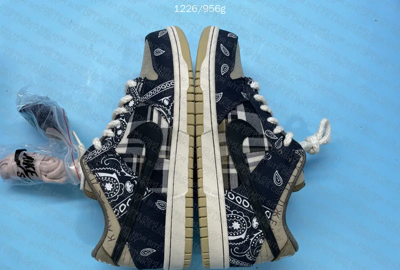 Dunk Low Cactus Jack CT5053-001 8