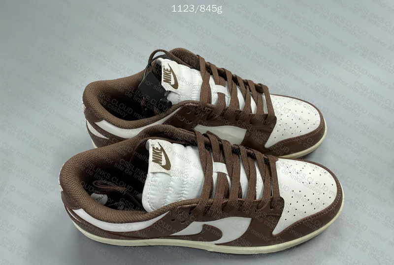 Dunk Low Chocolate