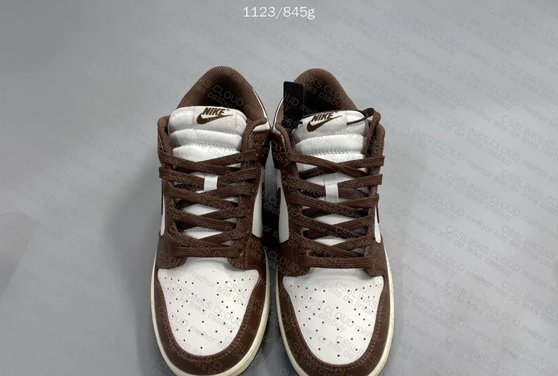 Dunk Low Chocolate 2