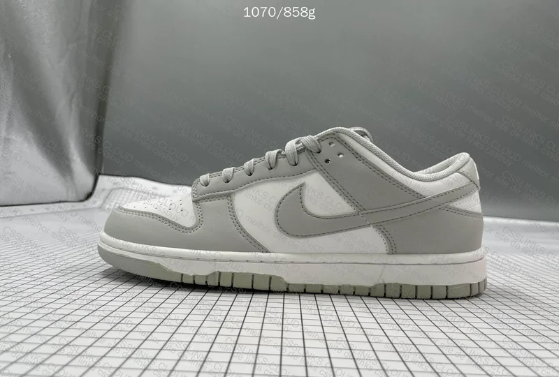 Dunk Low Gray GL? 8