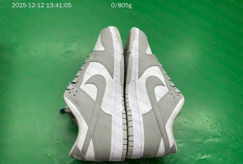 Dunk Low Gray File? 3
