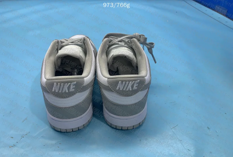 Dunk Low Gray - Yolo 3