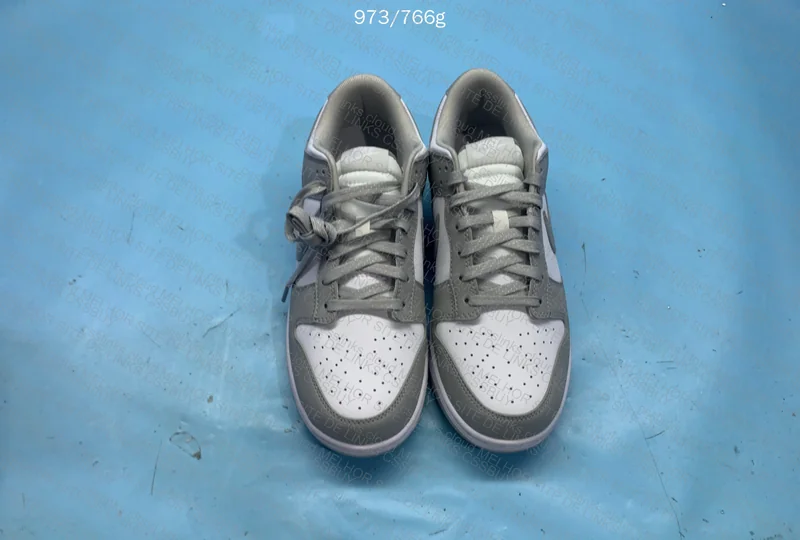 Dunk Low Gray - Yolo 4