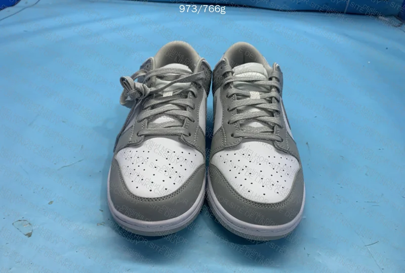 Dunk Low Gray - Yolo 5