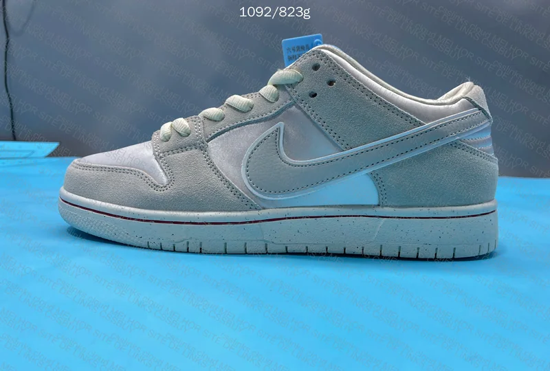 Dunk Low City of Love Light Bone 9