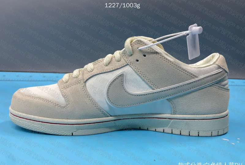 Dunk Low City of Love White 6