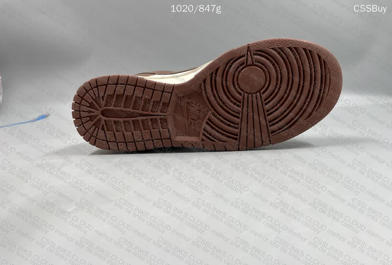 Dunk Low Cocoa Wow