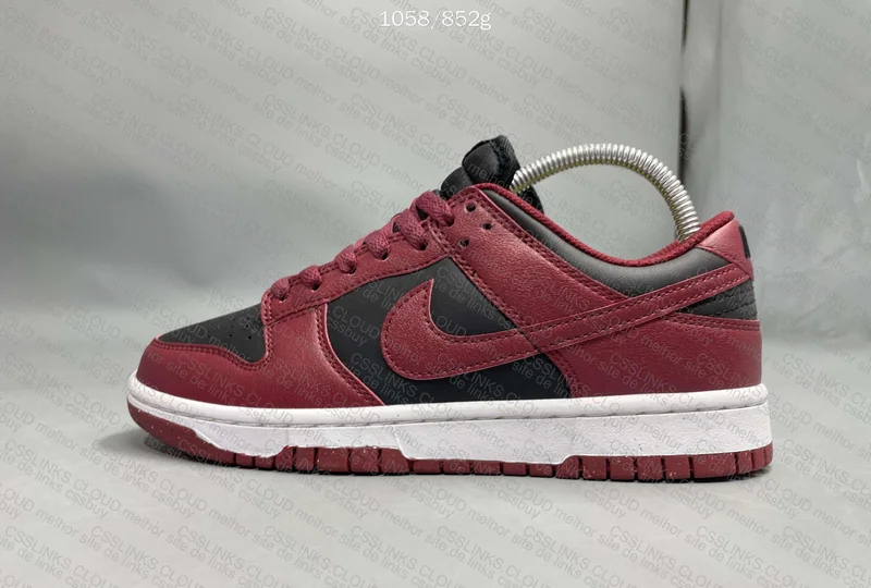 dunk low dark beetroot 8