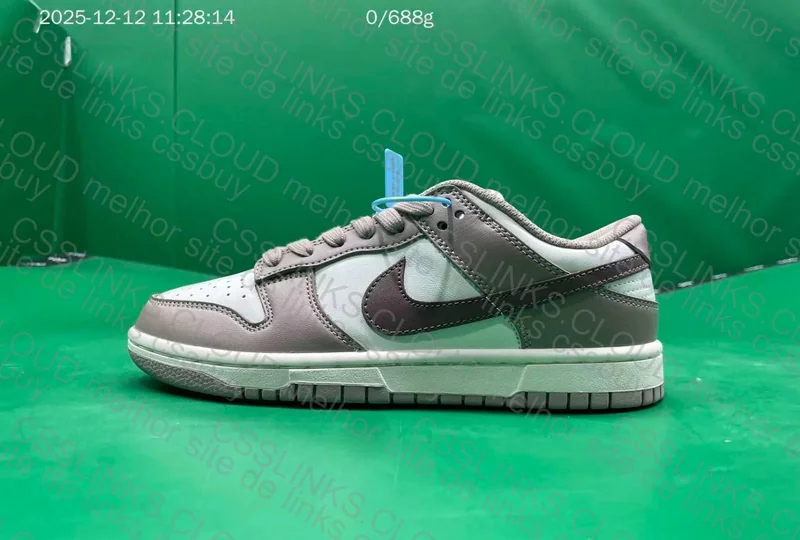 Dunk Low Diffused Taupe 5