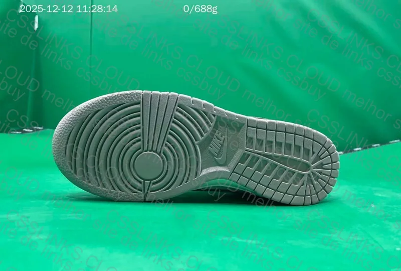 Dunk Low Diffused Taupe 6