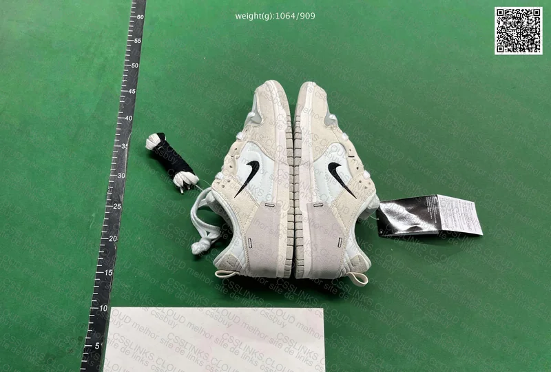 Dunk Low Disrupt 2 (GT) 5