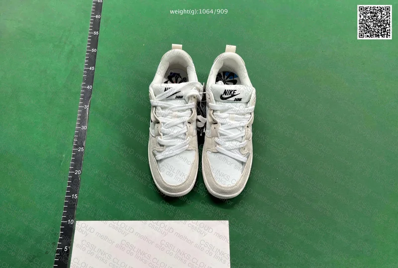 Dunk Low Disrupt 2 (GT) 6