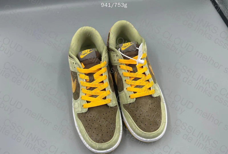 Dunk Low Dusty Olive 3