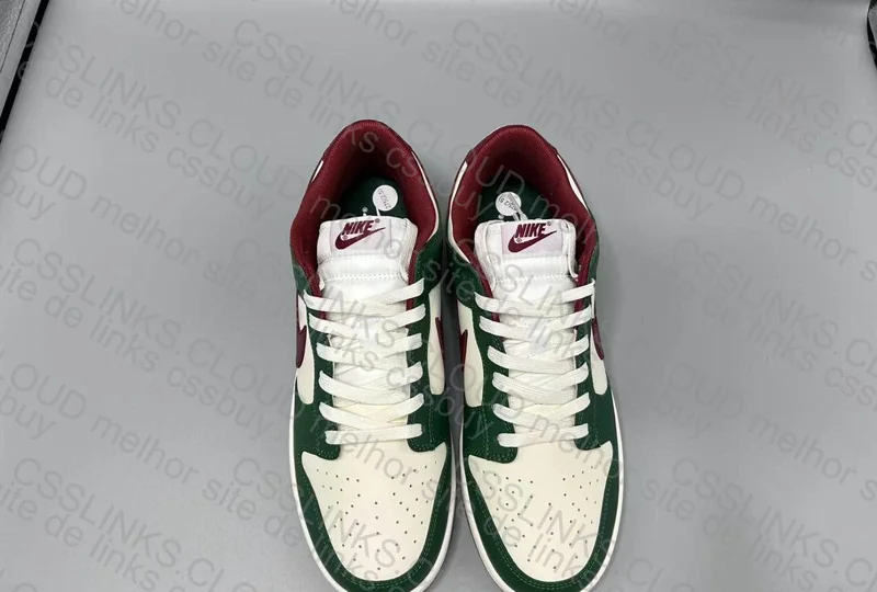 dunk low gorge green new vt 8