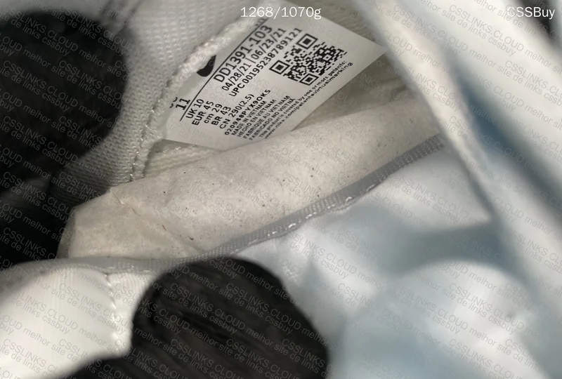 Dunk Low Grey Fog VT (Paint Quality Check) 3