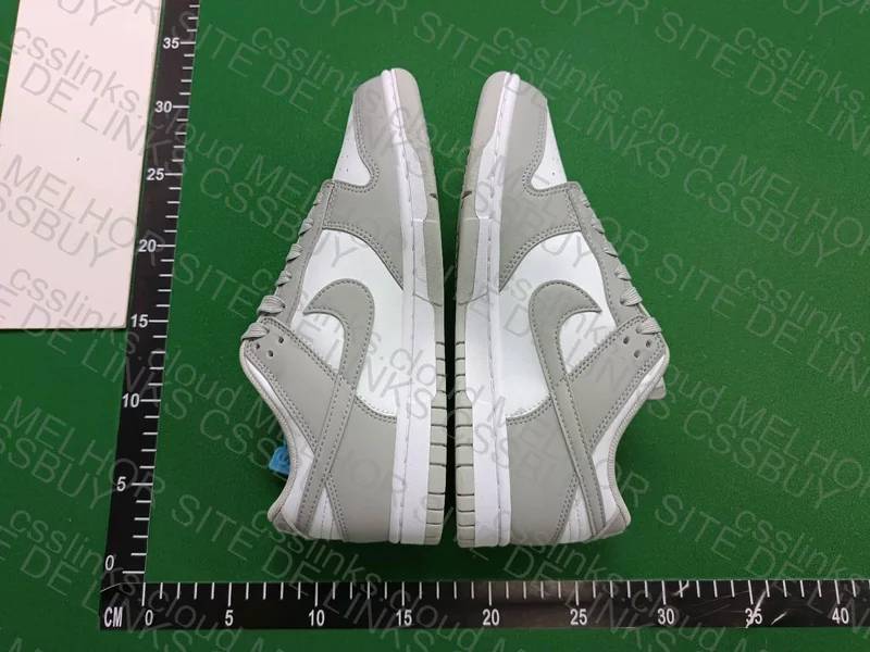 Dunk Low Grey Frog 3
