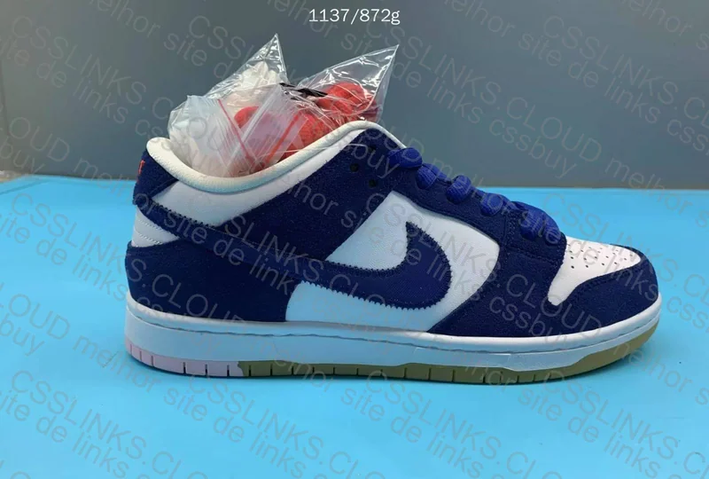 dunk Low la 3