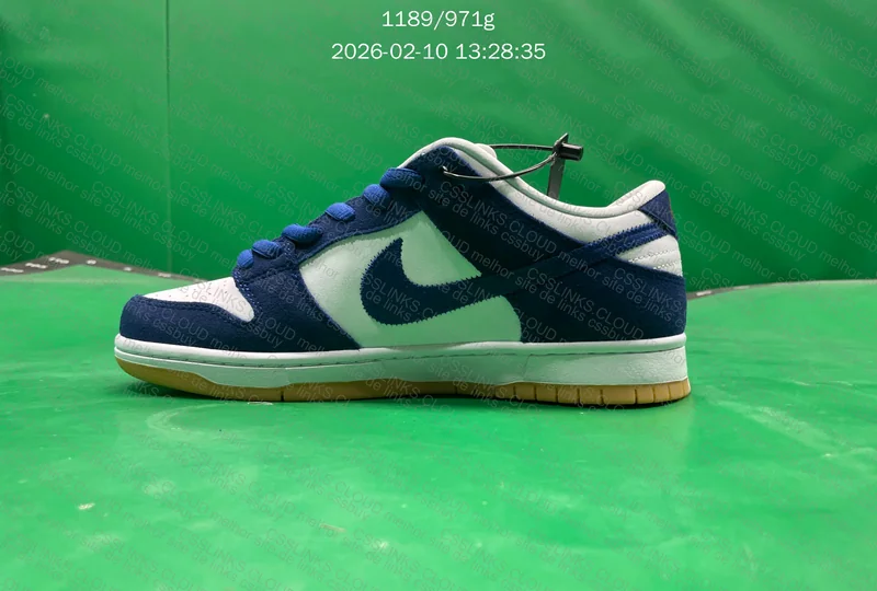 dunk low L.A dodgers 2