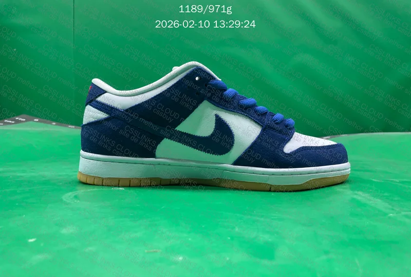 dunk low L.A dodgers 7