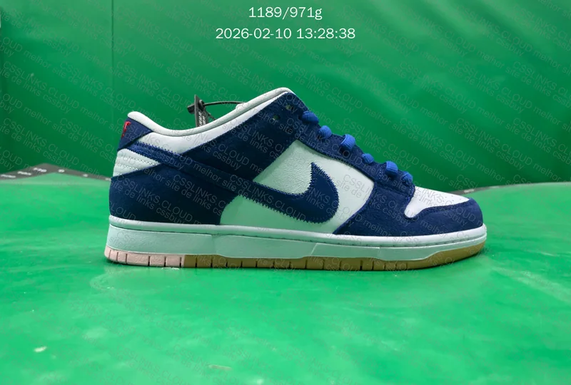 dunk low L.A dodgers 9