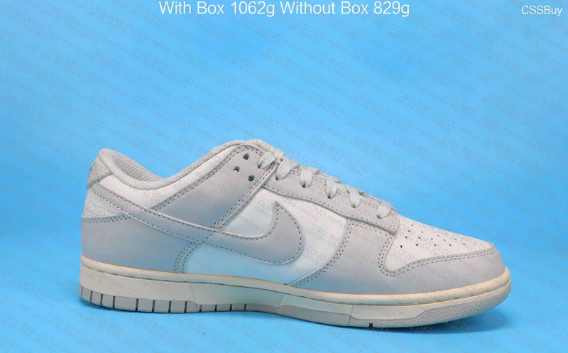 Dunk Low Light Bone 10