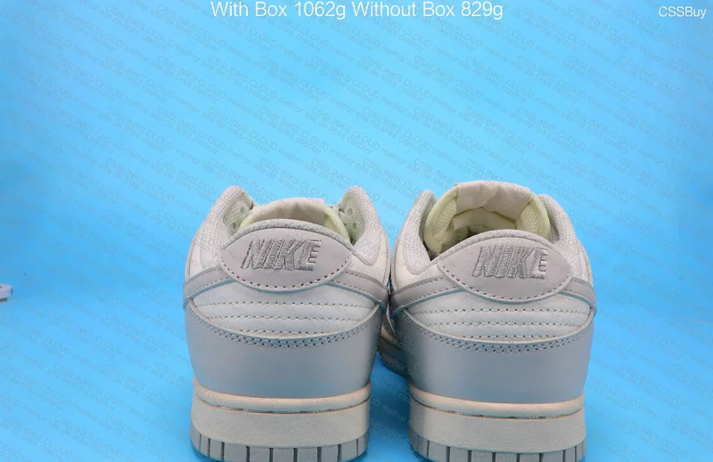Dunk Low Light Bone 5