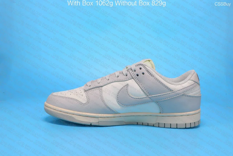 Dunk Low Light Bone 6