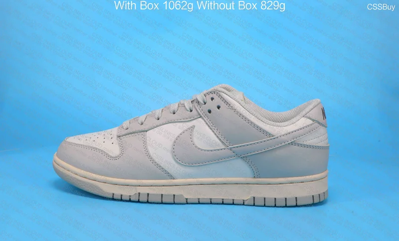 Dunk Low Light Bone 9