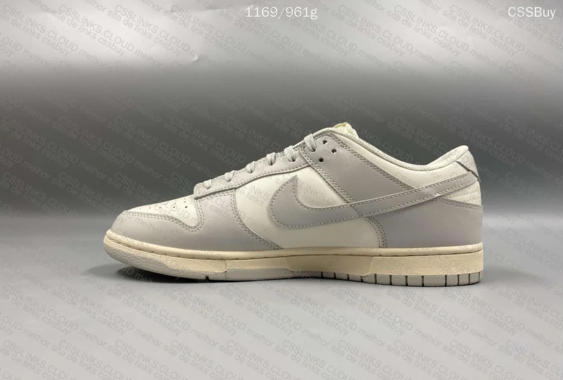 Nike Dunk Low Light Bone 3