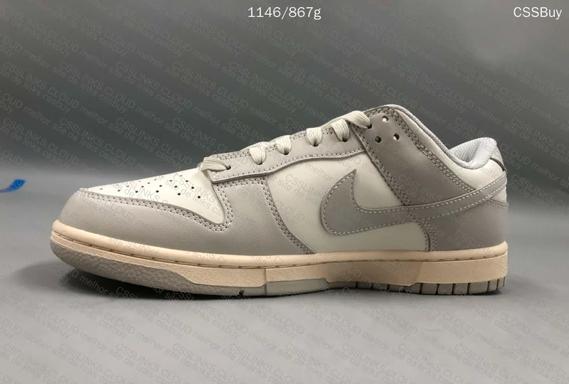 Dunk Low Light Bone 5