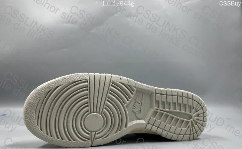Nike Dunk Low Light Bone 3
