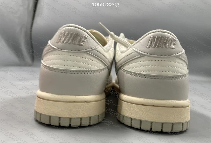 Dunk Low Light Bone 3