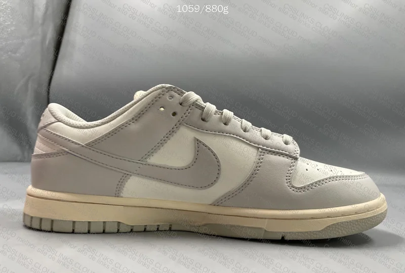 Dunk Low Light Bone 5