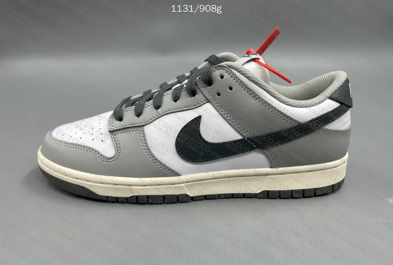 Dunk Low Light Smoke Grey - M Batch 4
