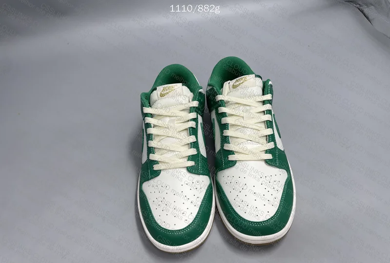 Nike Dunk Low Malachite University Gold