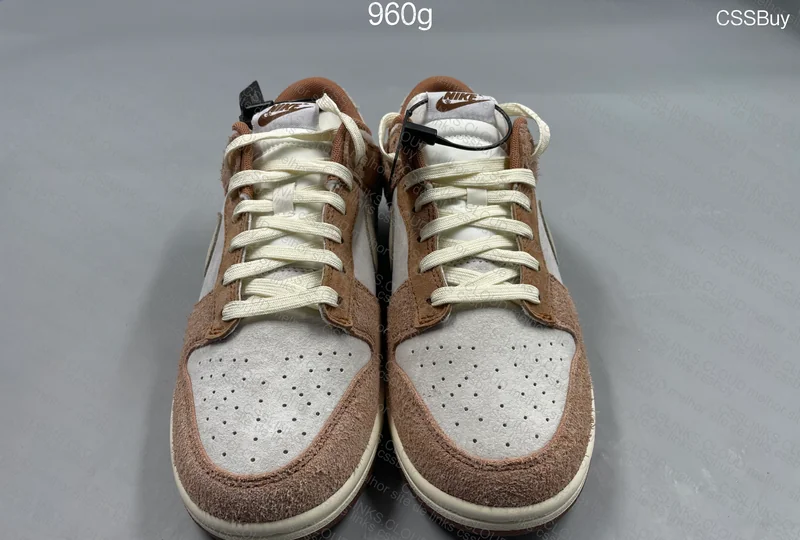 Dunk Low Medium Curry 2