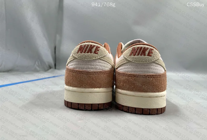 Dunk Low Medium Curry