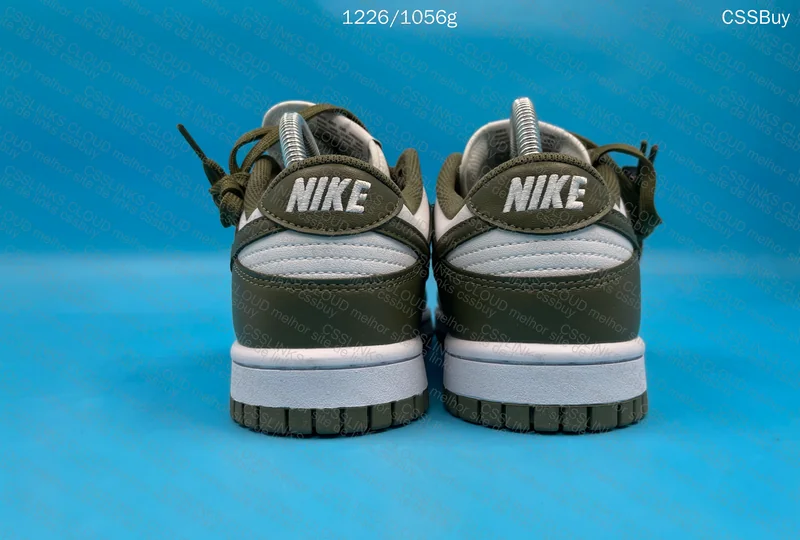 DUNK LOW MEDIUM OLIVE 5